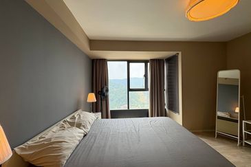 Halo Sunday @ Empire City