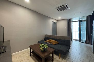 Crown Tower @ Empire City