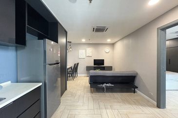 Crown Tower @ Empire City