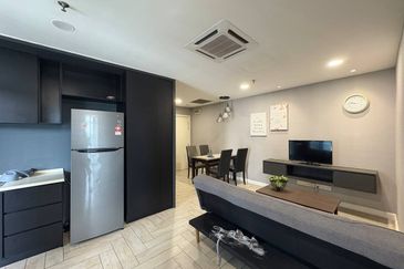 Crown Tower @ Empire City