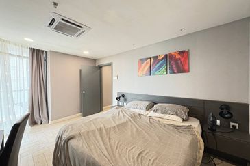 Crown Tower @ Empire City