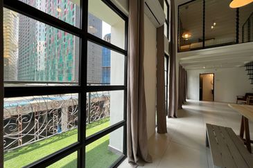 Colonial @ Empire city