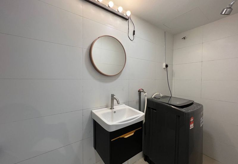 Colonial @ Empire city