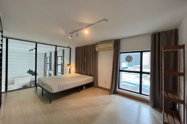 Colonial @ Empire city