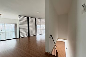 Tower M, Empire City