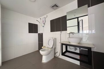 Tower M, Empire City