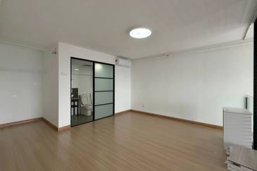 Tower M, Empire City