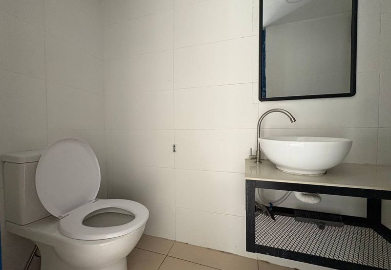 Colonial @ Empire city