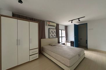 Colonial @ Empire city