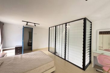 Colonial @ Empire city