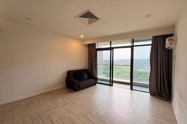 Crown Tower @ Empire City