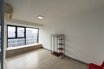 Halo Sunday @ Empire City