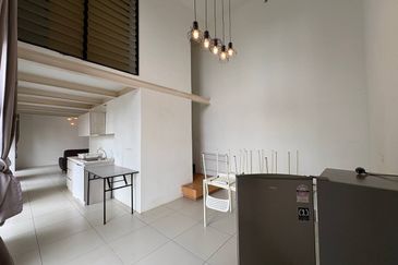 Colonial @ Empire city