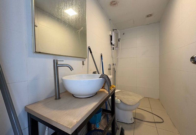 Colonial @ Empire city