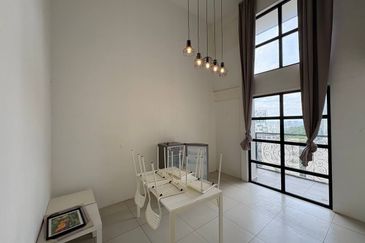 Colonial @ Empire city