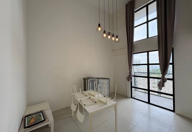 Colonial @ Empire city