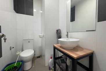 Tower M, Empire City