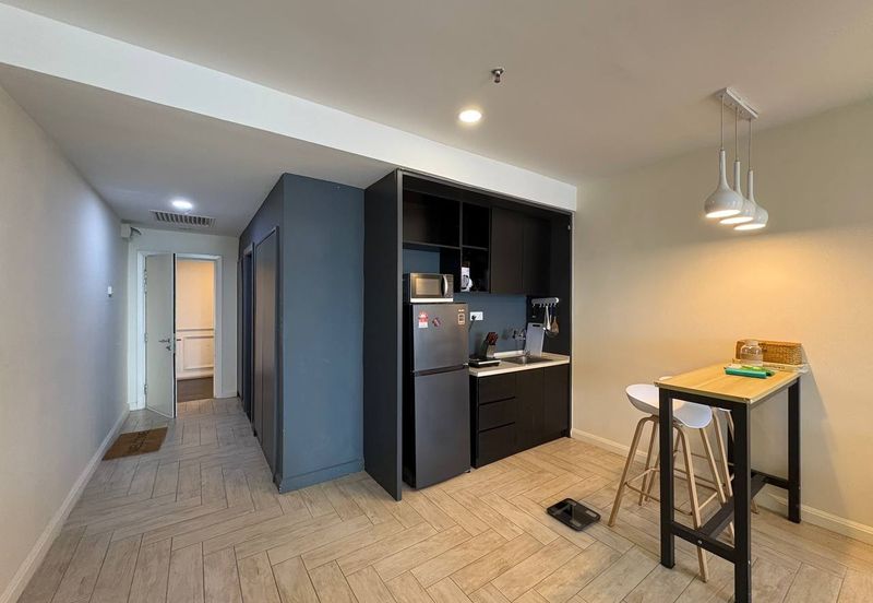 Crown Tower @ Empire City