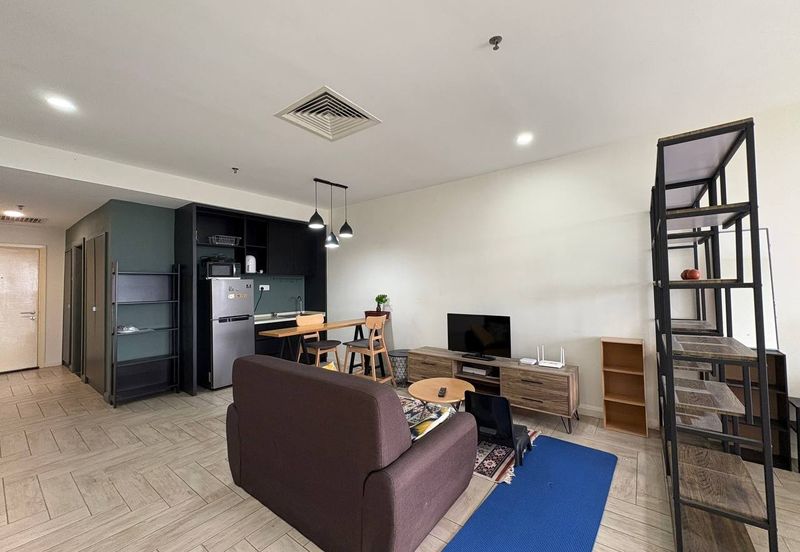 Crown Tower @ Empire City