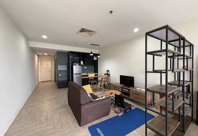 Crown Tower @ Empire City