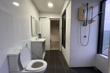 Halo Sunday @ Empire City