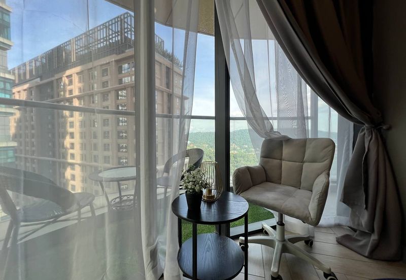 Crown Tower @ Empire City