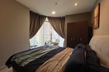 Crown Tower @ Empire City