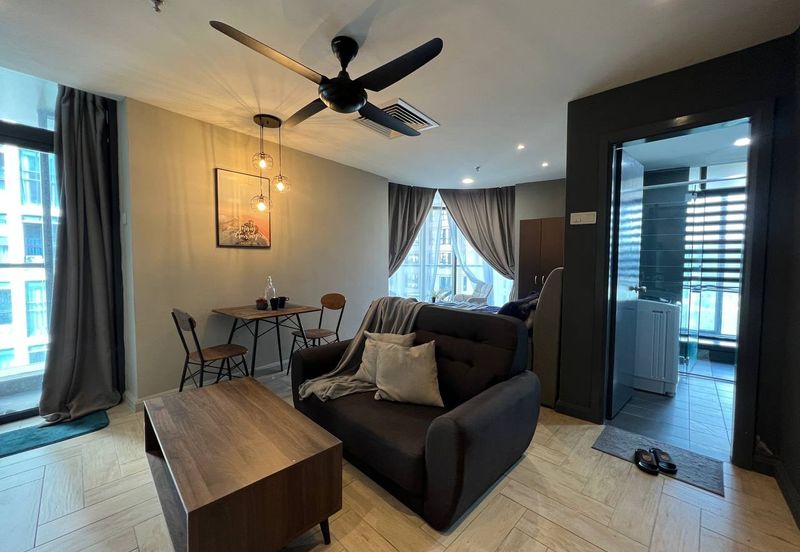 Crown Tower @ Empire City