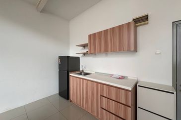 Tower M, Empire City