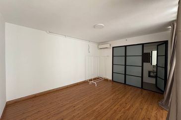 Tower M, Empire City