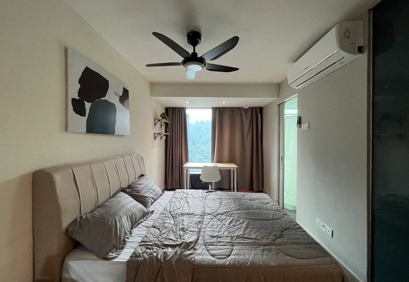 Halo Sunday @ Empire City