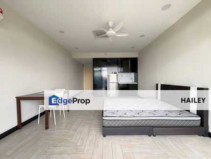 Partly Furnished Studio Unit with Balcony Empire City PJ Damansara Perdana For Rent, Selangor, Petaling Jaya