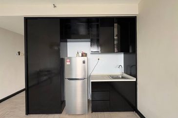 Crown Tower @ Empire City