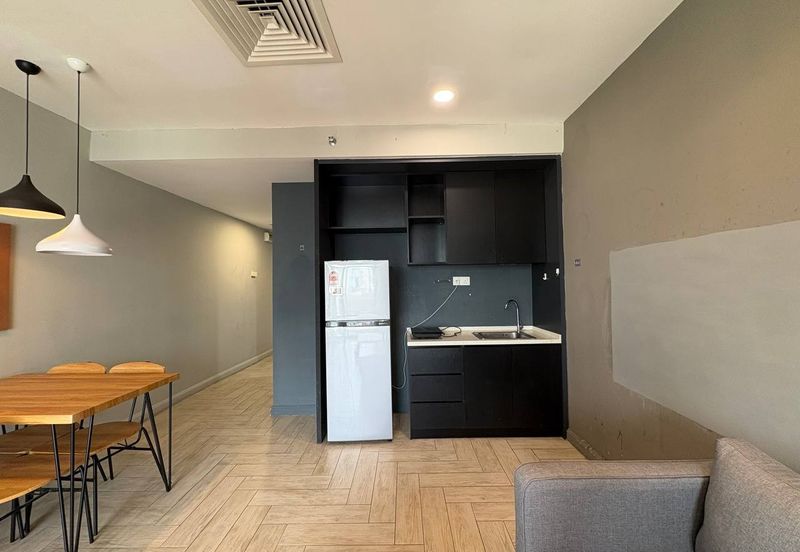 Crown Tower @ Empire City