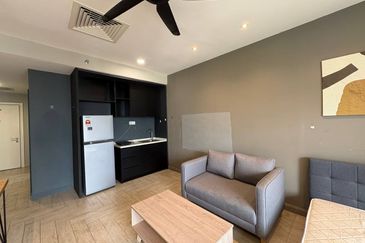 Crown Tower @ Empire City