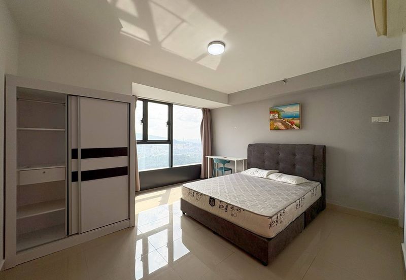 Halo Sunday @ Empire City