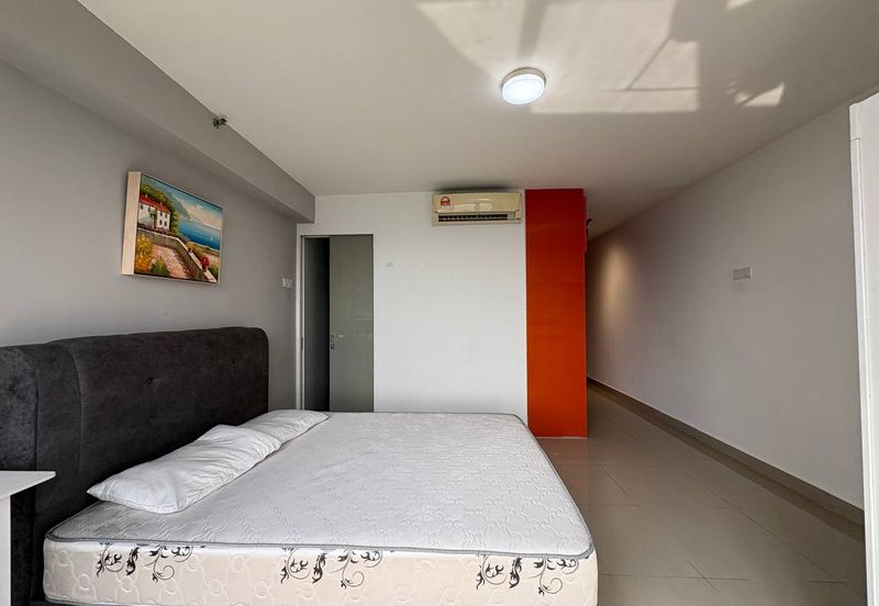 Halo Sunday @ Empire City