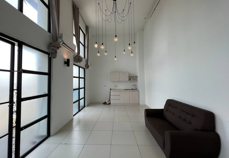 Colonial @ Empire city