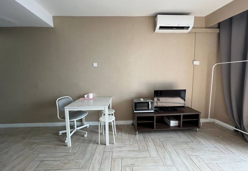 Crown Tower @ Empire City