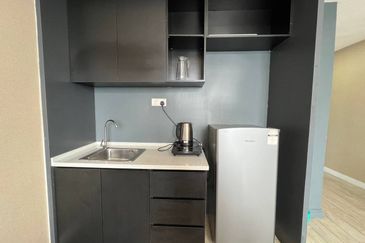 Crown Tower @ Empire City