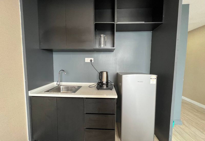 Crown Tower @ Empire City