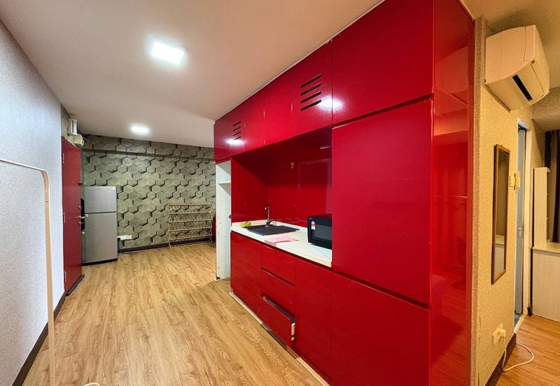 Halo Sunday @ Empire City