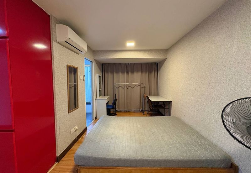 Halo Sunday @ Empire City