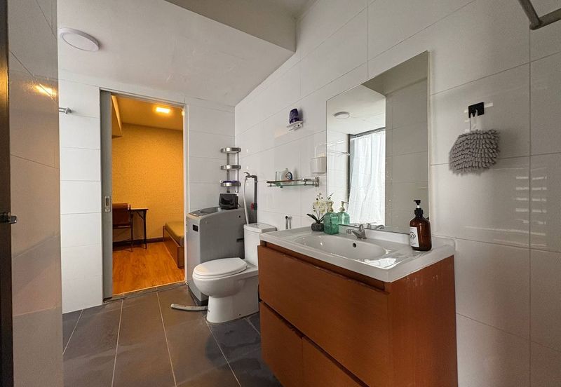 Halo Sunday @ Empire City