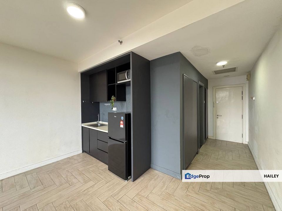  Partly Furnished Private Studio Unit Empire City PJ Damansara Perdana For Rent, Selangor, Petaling Jaya