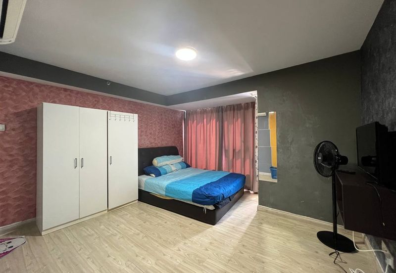 Halo Sunday @ Empire City