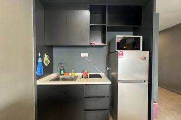 Crown Tower @ Empire City