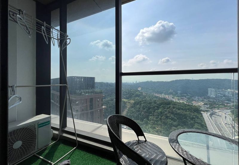 Crown Tower @ Empire City