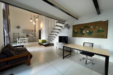 Colonial @ Empire city