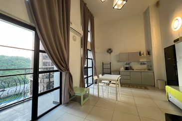 Colonial @ Empire city